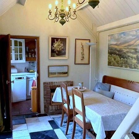Rustic Retreat: Fireplace, Bbq, + Forest Access Burgh-Haamstede Esterno foto